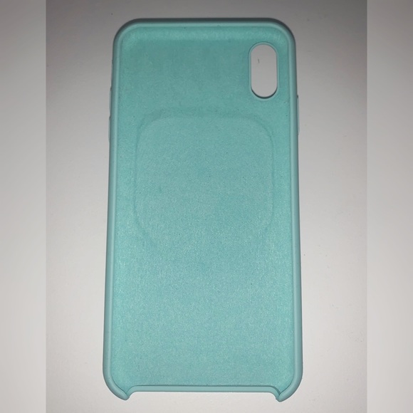 iPhone XS Max Case with Built in Airpods Pro Case - Picture 2 of 3